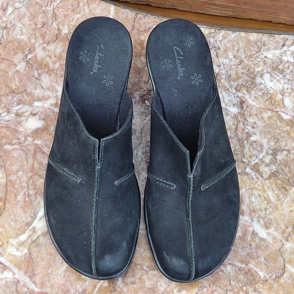 Clarks Suede Slip On Casual Wedge Clog Mule Shoes Sz 6 - Picture 3 of 16